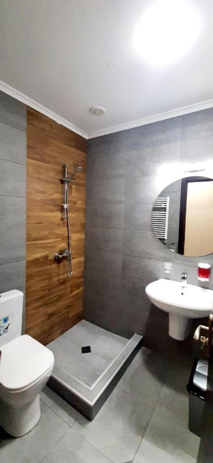 Happy Stay Hotel Kutaisi Exterior photo